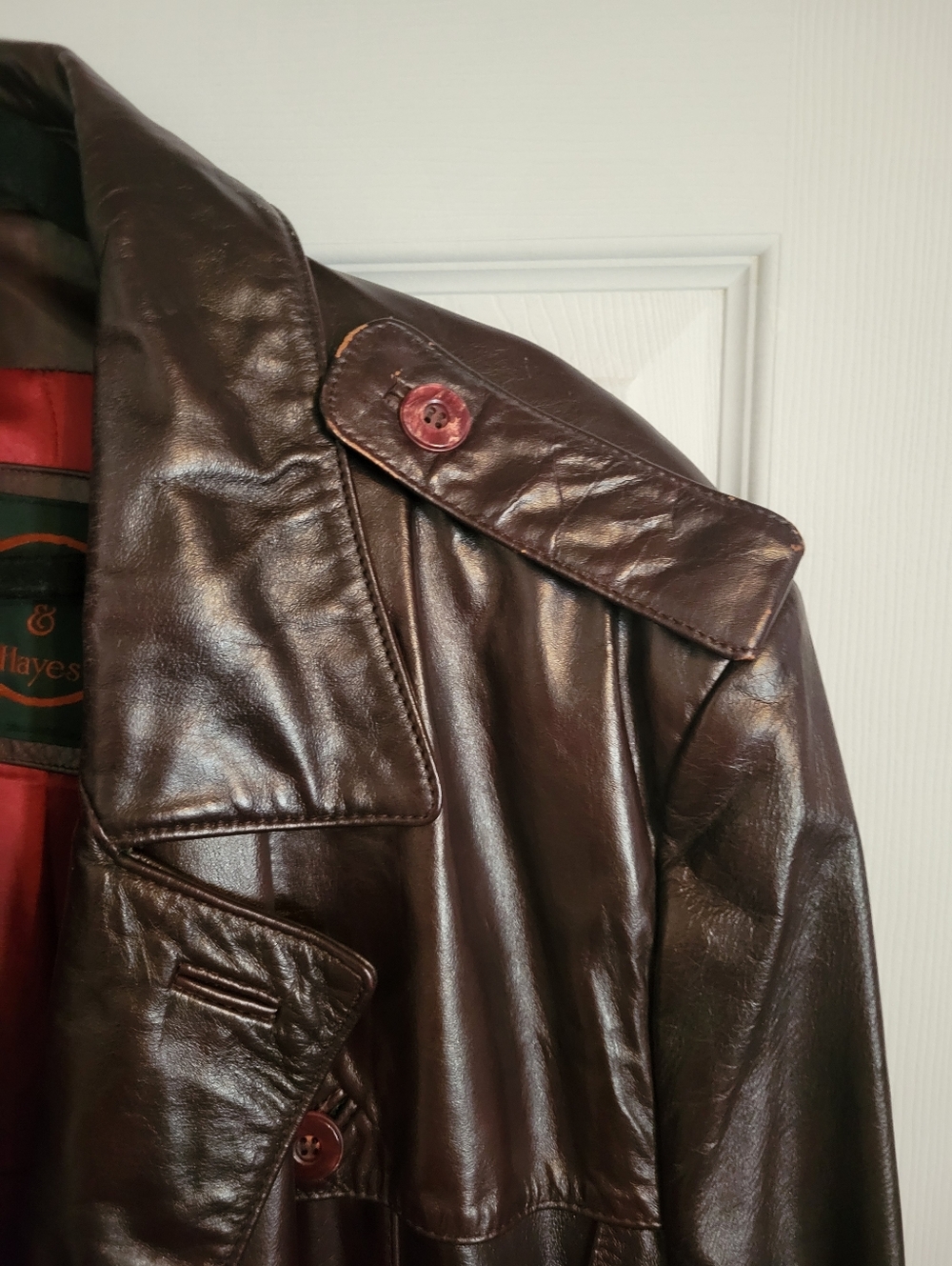 Vintage Burgundy Leather Trench Coat - Picture 7 of 14